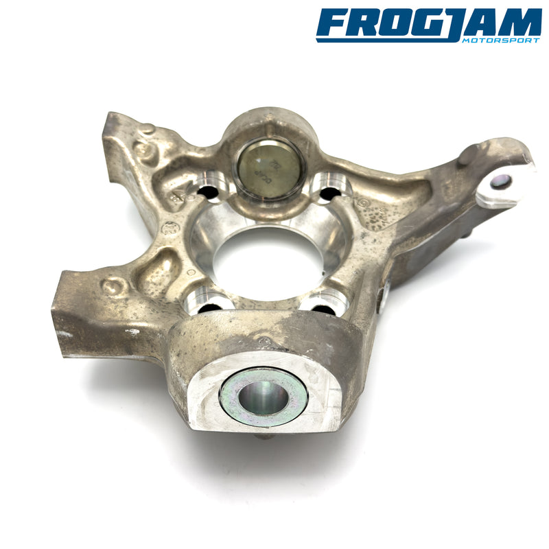 Swivel Hub Upright Knuckle | Renault Clio Mk3 RS 197 200 | 7701208960 & 7701208961